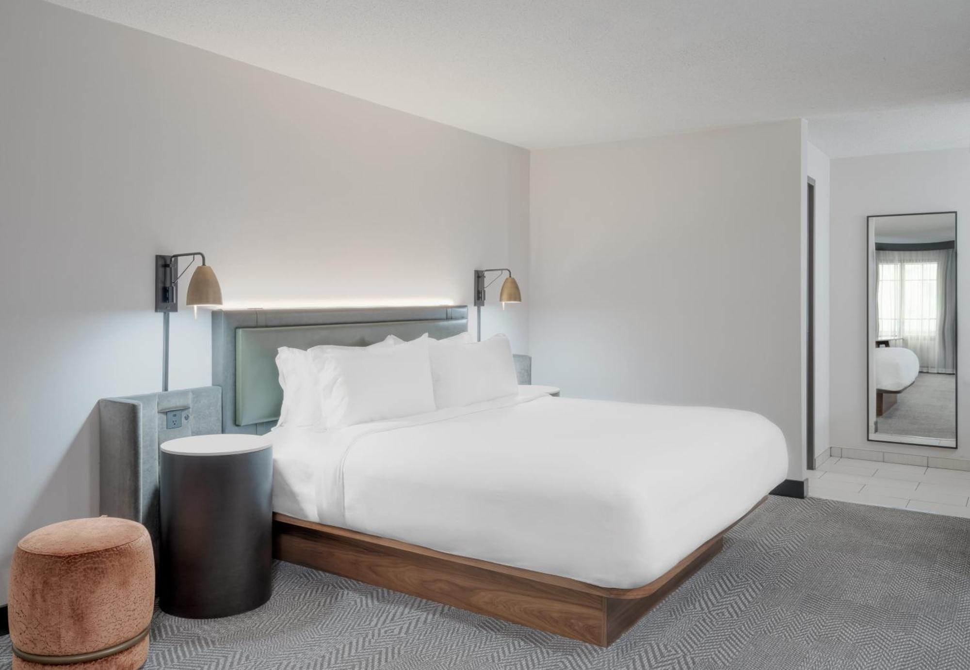 One-Bedroom Suite
