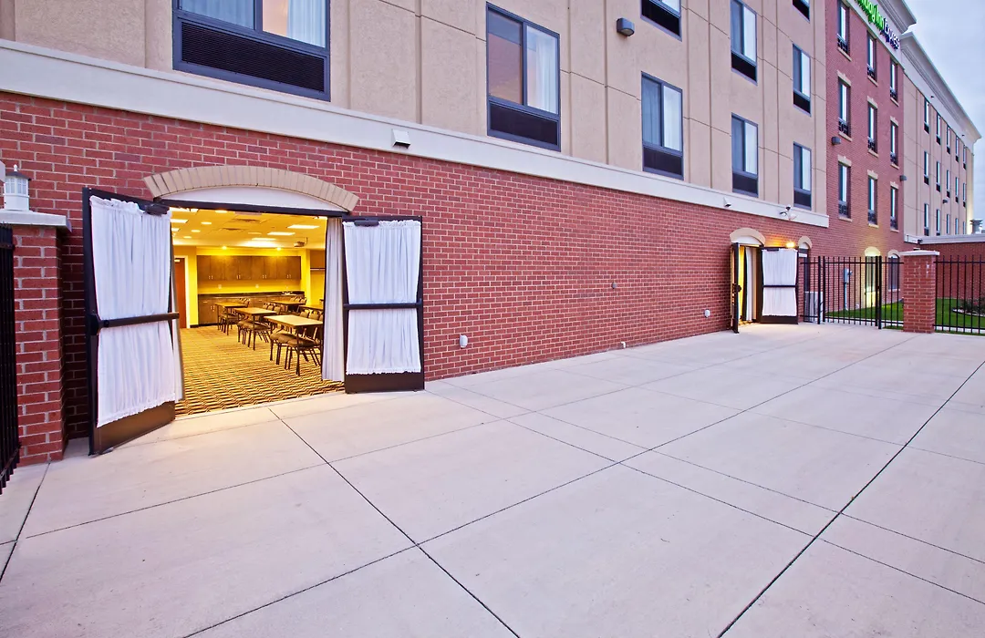 Holiday Inn Express - Indianapolis - Southeast By Ihg-1