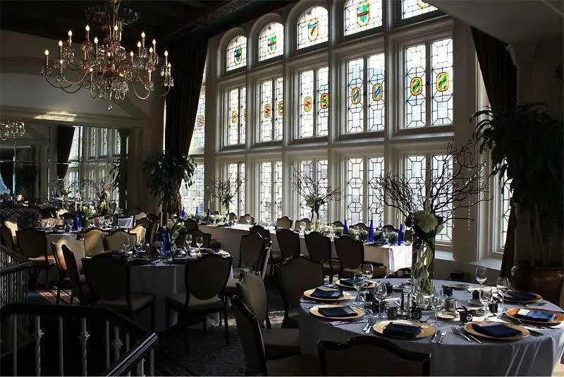 Columbia Club-1
