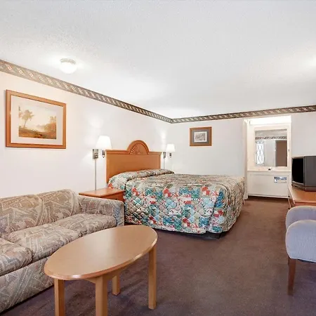 Express Inn Indianapolis-3